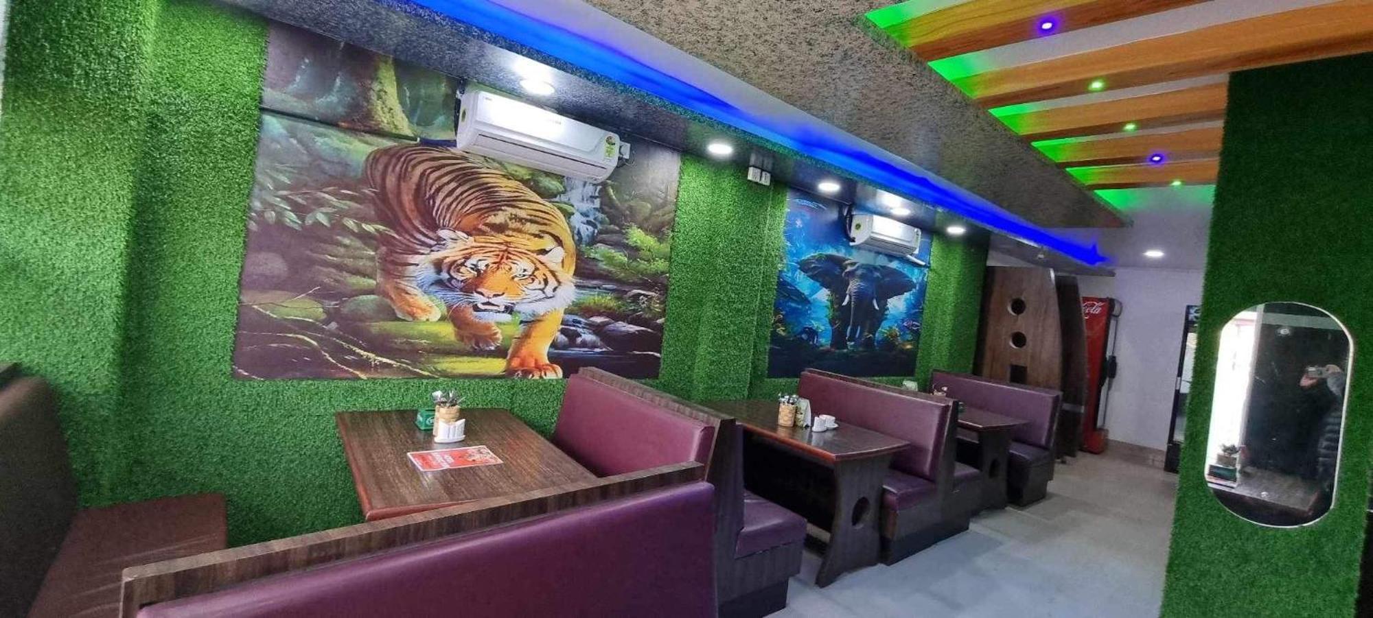Hotel Samrat Inn Pvt Ltd Lahan Exterior photo